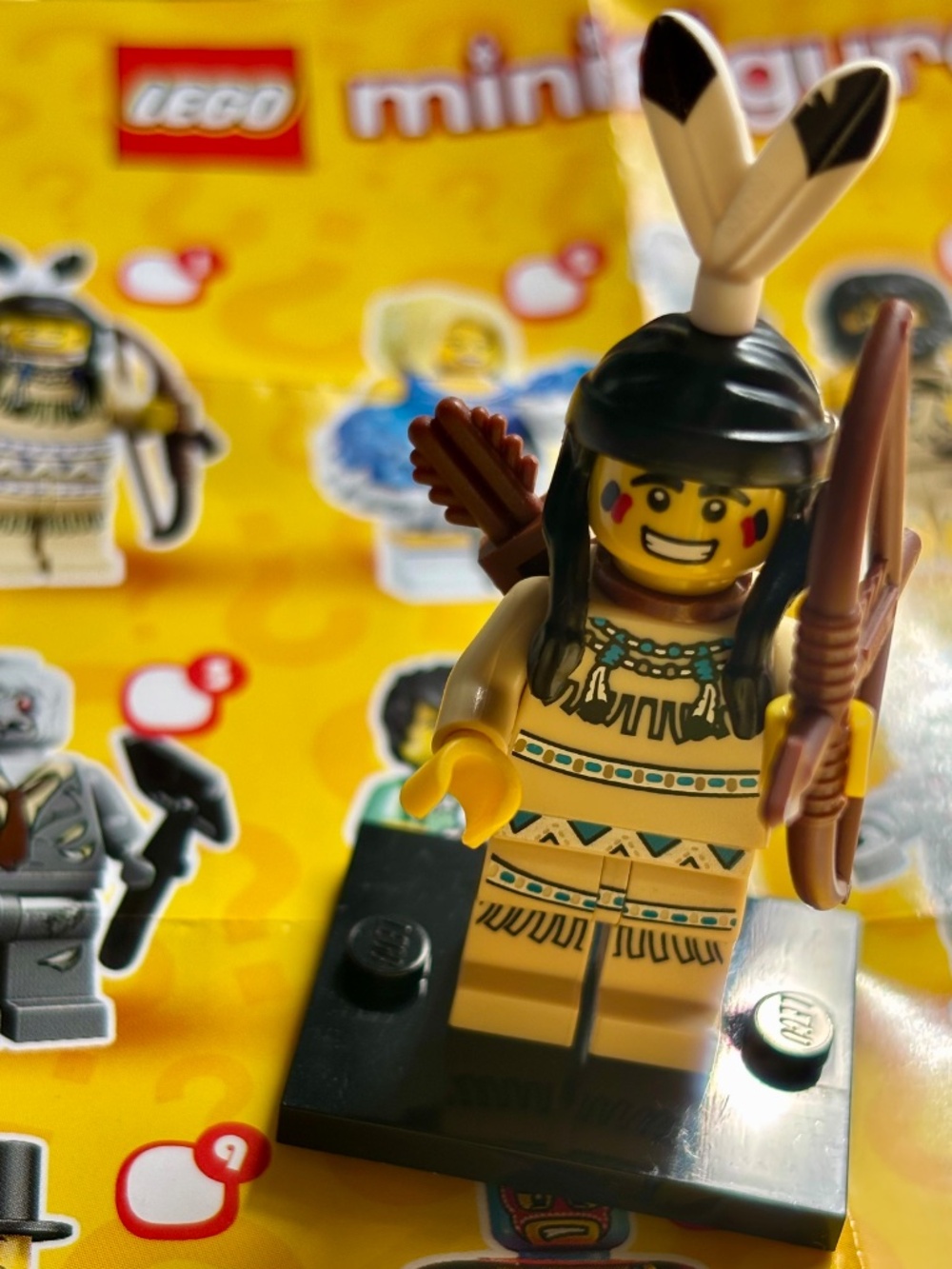 LEGO SERIES 1 "Tribal Hunter" col01-1 with stand, accessories & pamphlet.